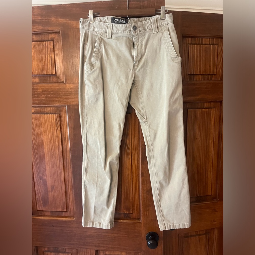 Mountain Khaki Pants